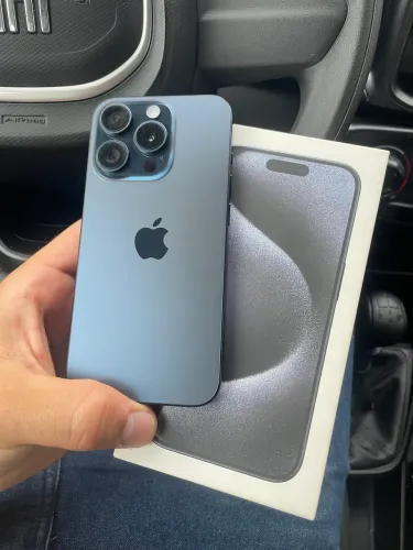 iPhone 15 Pro 128gb Titanium Azul Com Caixa 