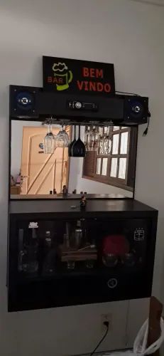 Bar suspenso