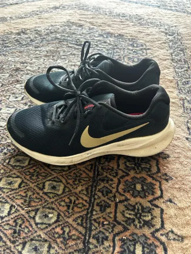 nike downshifter -