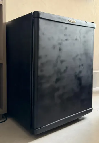 Frigobar Consul 80L