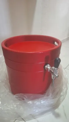 Vendo chopeira a gelo com cilindro completa .