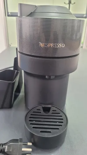 Nespresso Vertuo Pop Preta 127v (Pouco Uso) + Acessórios Originais