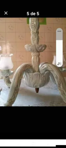 Lustre de porcelana.