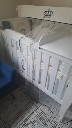 Berço com pouco uso SEM colchão
