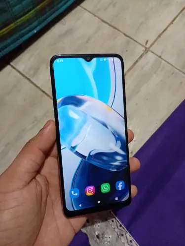 Vendo celular Motorola E22 128 GB com nota fiscal e faço entrega se precisar.