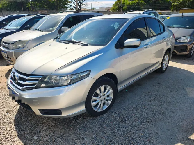 Honda City Sedan LX 1.5 Flex 16V 4P Mec. 2013
