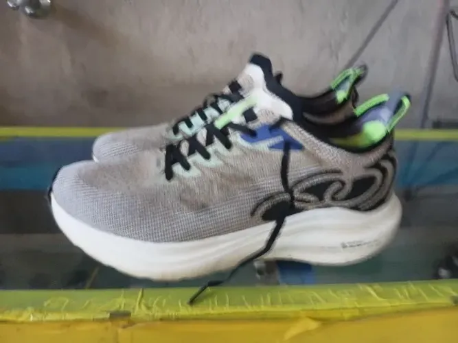 Tênis de corrida corre grafenu N 42