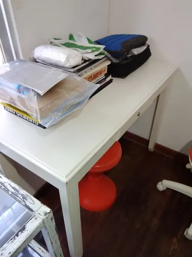 Mesa e cadeira de estudo
