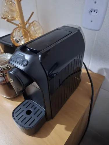 Cafeteira três corações passione capsula