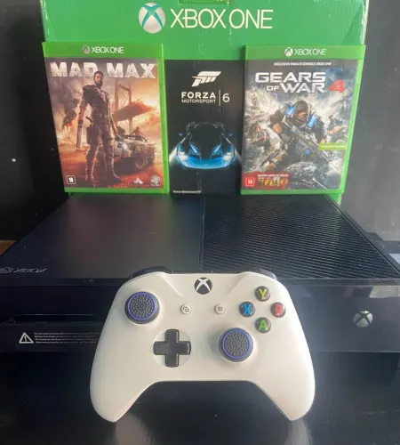 XBOX ONE FAT 500GBG+2JOGOS(SEMI-NOVO) C/GARANTIA_SOMOS LOJA FÍSICA NO CENTRO DE CAXIAS 