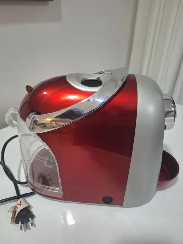 Cafeteira cápsula 3 corações
