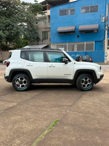 Jeep Renegade Trailhawk T270 1.3 TB Flex Aut. 2024