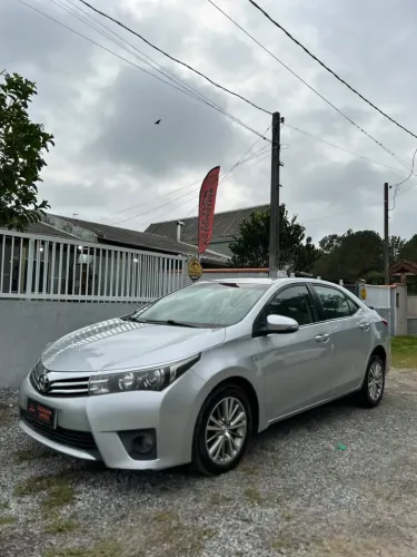 Toyota Corolla Altis 2.0 Flex 16V Aut. 2015
