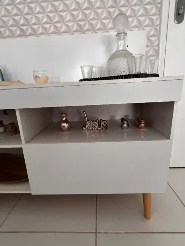 Rack com painel novíssimo