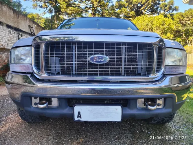 Ford F-250 XLT 4.2 180cv CD TB Diesel 2004