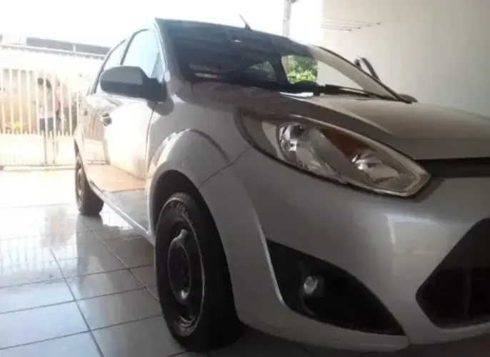 Ford Fiesta Sed. 1.6 8V Flex 4P 2013