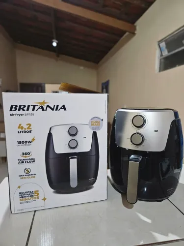 Air Fryer 4,2L Britânia Nova Lacrada
