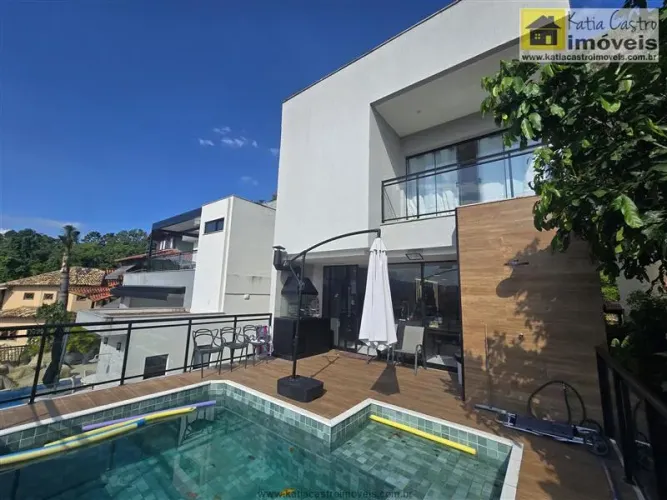 Casas em Condomínio para venda em Niteroi no bairro Itaipu