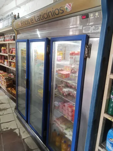Balcão de frio usado mas todo bom