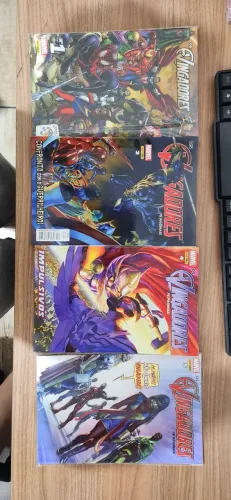 HQ Os Vingadores Mensal, Universo Marvel, Lote 19 Edições, Panini Comics