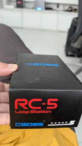 Boss RC-5 Loop Station - Pedal de Loop Profissional 32-bits (Semi-novo)