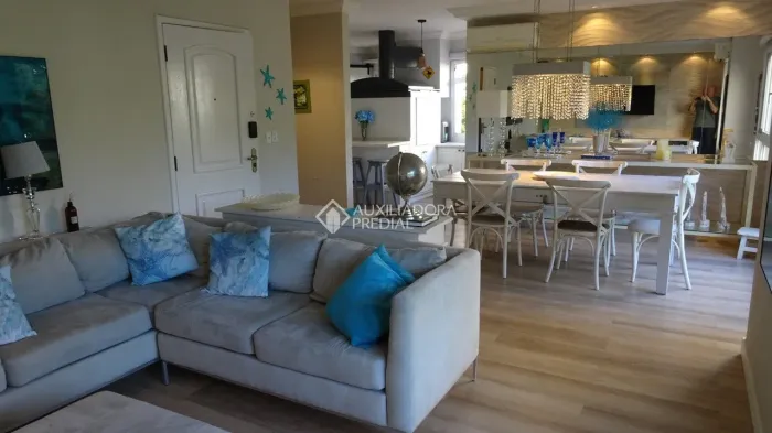 Excelente apartamento em ótima localização em frente a Lagoa