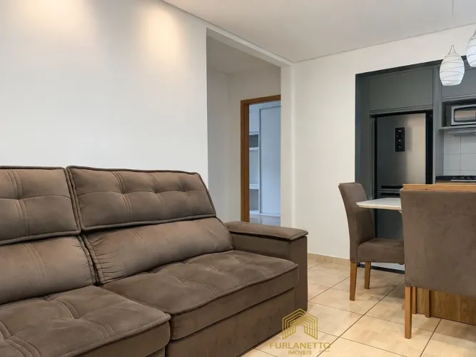 Apartamento a venda no bairro Adhemar Garcia com 2 dormitorios