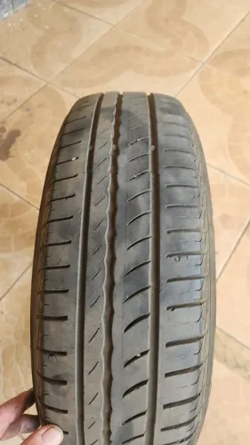 1 pneu 175/70/14 Pirelli