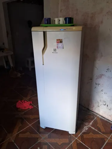 Geladeria Frostfree Electrolux 322 Litros 