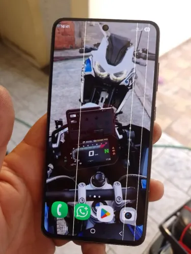 S21 celular bom 