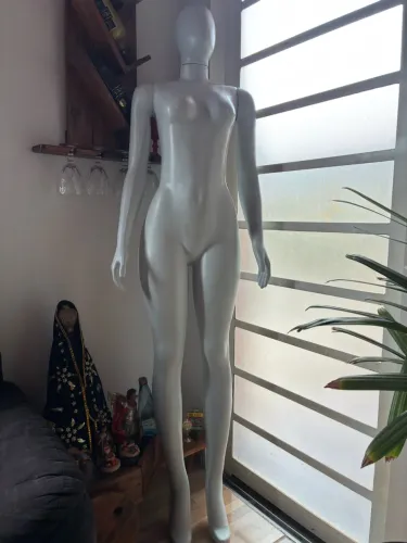 Manequim feminino (Duas unidades)