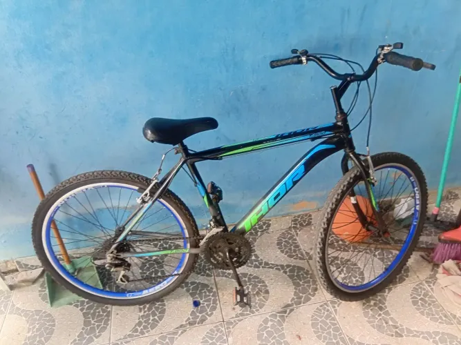 Vendo bicicleta 600 reais aro 26