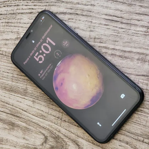 iPhone XR cinza chumbo 64gb