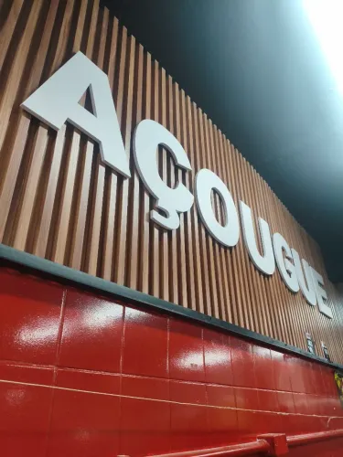 Vaga auxiliar de açougue 12x36 ambos os sexos 