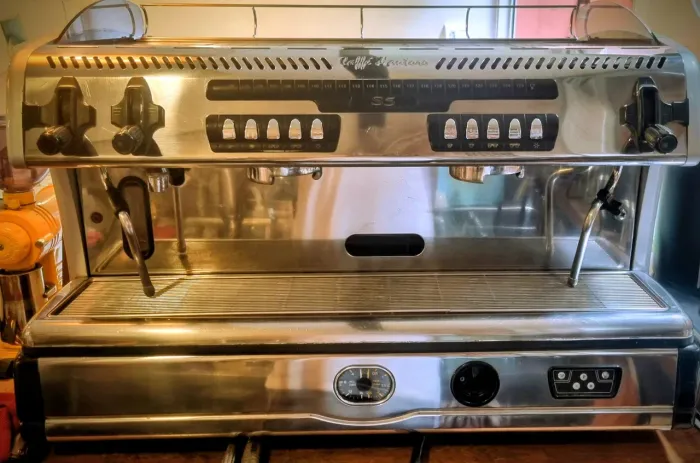 Máquina de café espresso profissional La Spaziale + moedor Astro 8