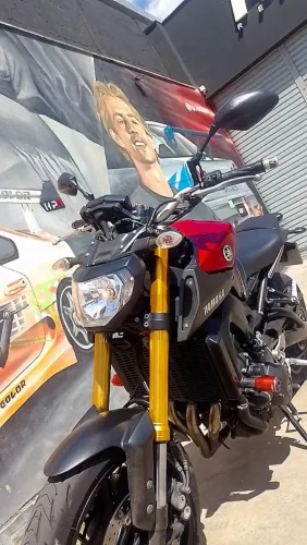 Troco por Hornet ou xj6 