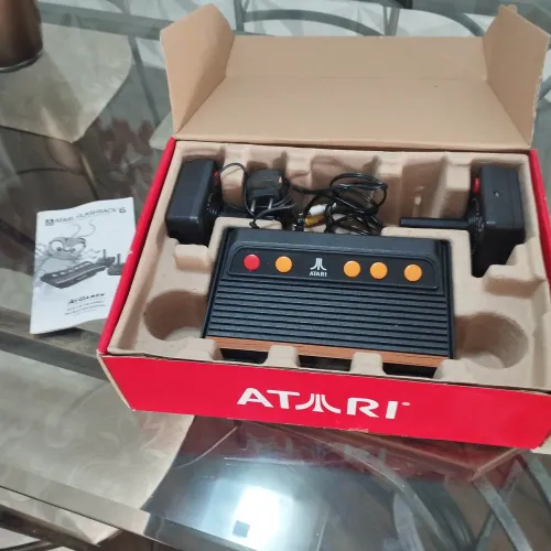 Atari Flashback 6 com 100 jogos