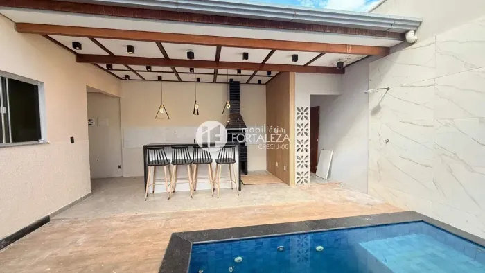 Casa 3 Quartos Condomínio Topázio 190m²