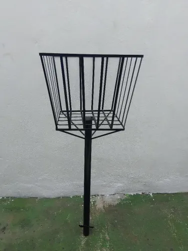 Lixeira reforçada para calçada