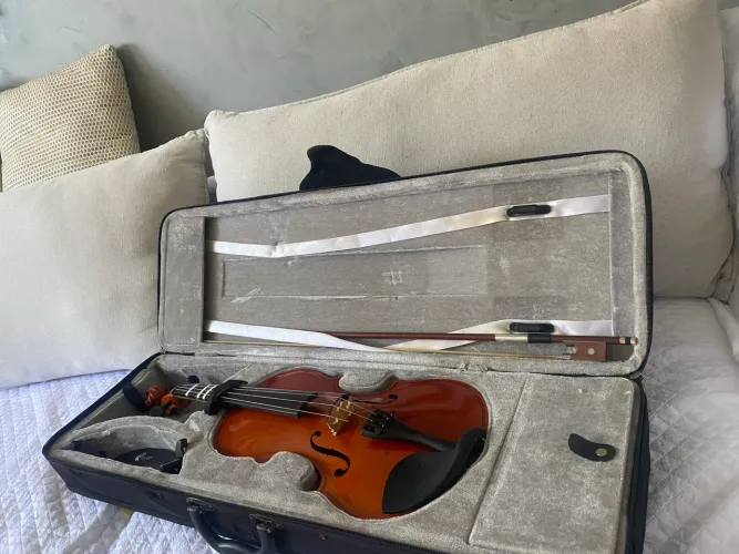Vendo Violino Novo