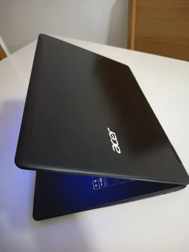 Notebook, Ultrabook Acer, i5, Tela Touchscreen Full HD, SSD NVMe e Windows 11 Pro.