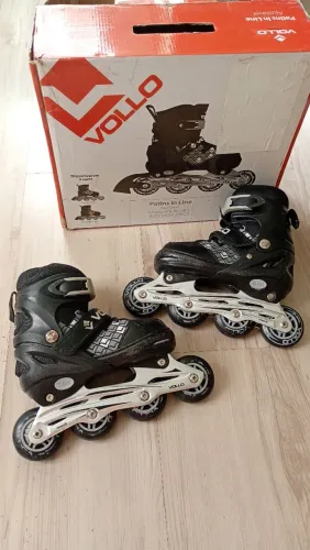 Patins in LINE ajustável tamanho 35-38, marca Vollo. Usado em bom estado.