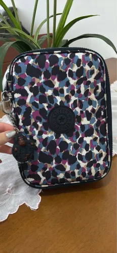 Estojo 100 pens kipling