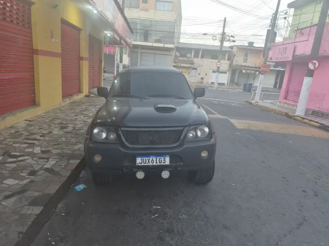 Mitsubishi L200 Outdoor HPE 2.5 4X4 CD T.dies. Mec. 2007