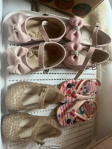 Sandálias bebê menina 17, 18 e 19 pontuação 