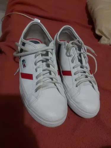 Tenis lacoste número 41