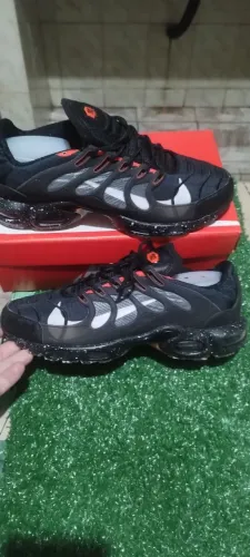 Tênis Nike Tam 42 TS preto colour