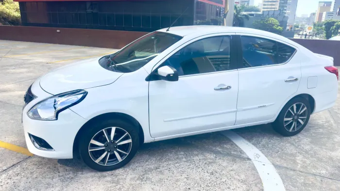 Nissan Versa SL 1.6 16V Flexstart 4P Aut. 2019