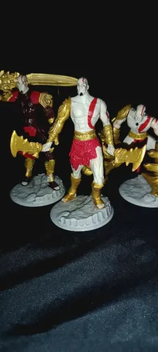 Bonecos Kratos