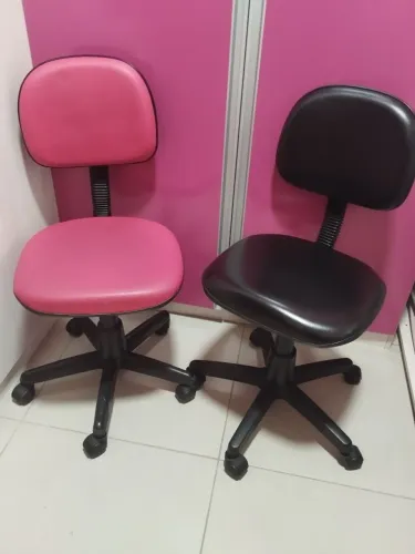 Cadeiras de Escritório Giratória - Preto e Rosa